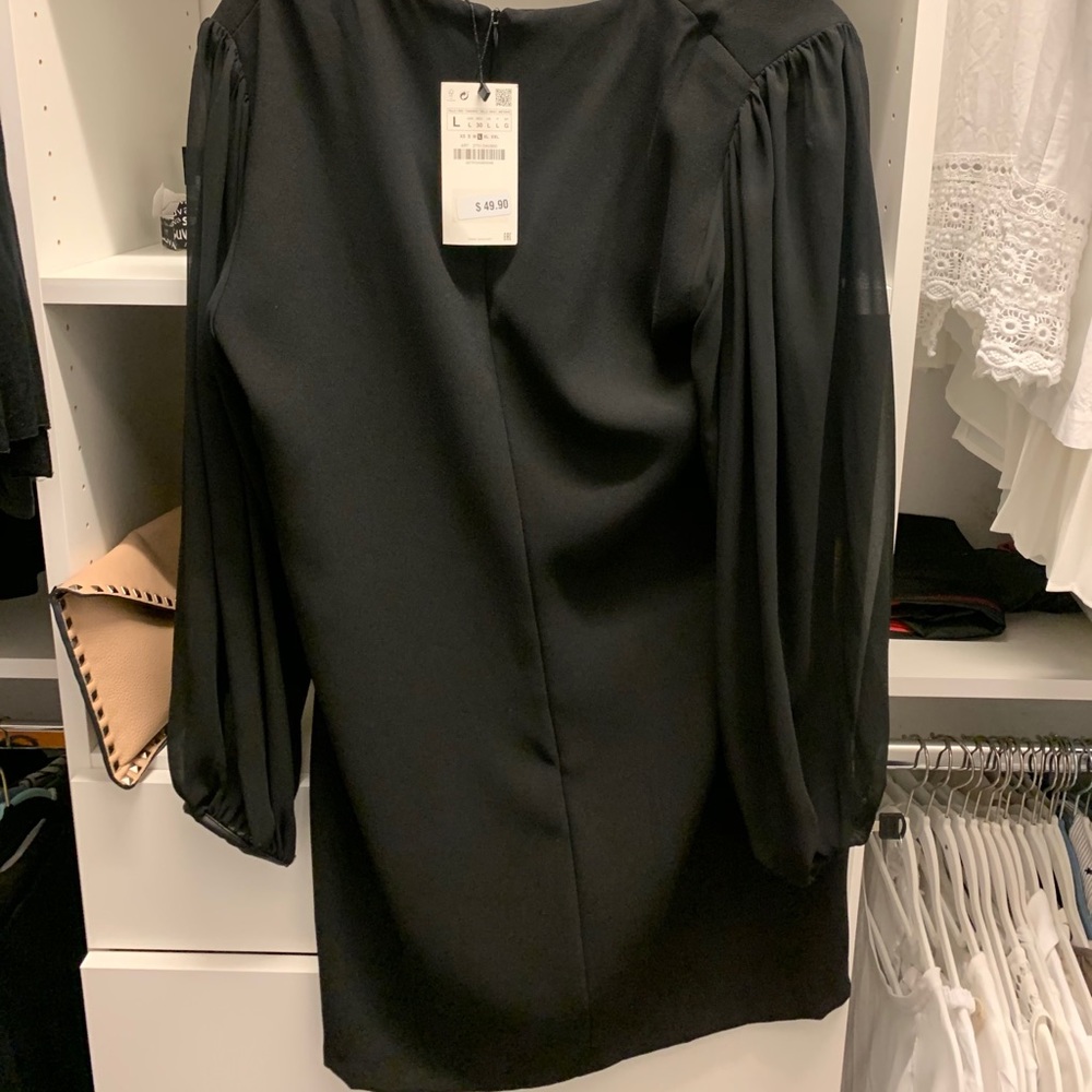 Zara black dress puffy cheer sleeves